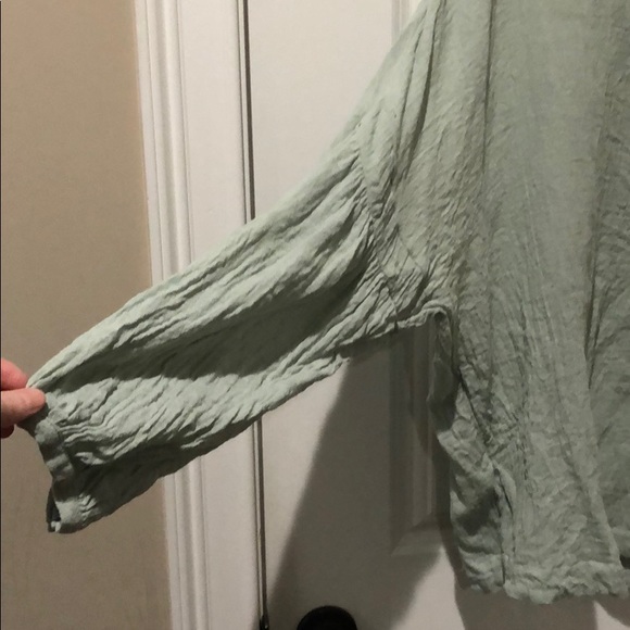 Blouse - Picture 2 of 4